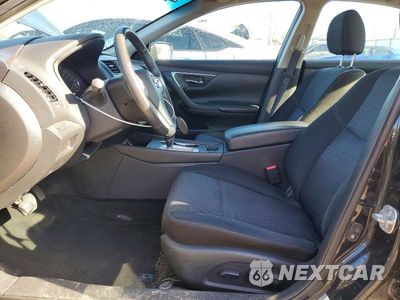 Zdjęcie 8 z 13 samochodu: 2016 NISSAN ALTIMA 2.5 VIN:1N4AL3AP3GN310932 - miniatura