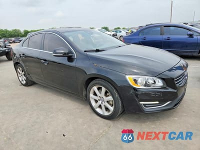 Czwarte zdjęcie samochodu z boku: 2016 VOLV S60 PREMIER VIN:YV126MFK7G2398534 - miniatura