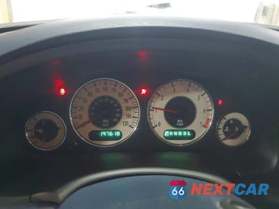 Zdjęcie 9 z 13 samochodu: 2001 CHRYSLER TOWN & COUNTRY LXI VIN:2C8GP54L81R203171 - miniatura