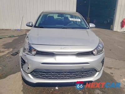 Piąte zdjęcie samochodu w środku: 2023 KIA RIO S VIN:3KPA24ADXPE621142 - miniatura
