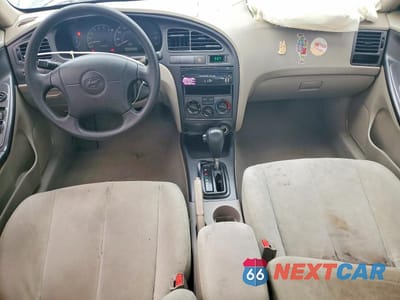 Zdjęcie 8 z 12 samochodu: 2002 HYUNDAI ELANTRA GLS VIN:KMHDN45D42U422186 - miniatura