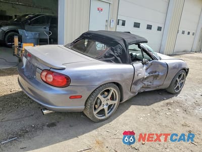 Trzecie zdjęcie samochodu z tyłu: 2004 MAZDA MX-5 MIATA SPEED VIN:JM1NB354440407385 - miniatura