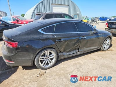 Trzecie zdjęcie samochodu z tyłu: 2019 AUDI A5 PREMIUM VIN:WAUANCF56KA061499 - miniatura