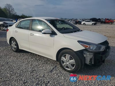 Czwarte zdjęcie samochodu z boku: 2018 KIA RIO S VIN:3KPA24AB5JE114820 - miniatura