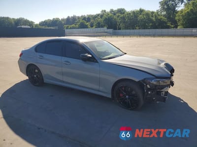 Czwarte zdjęcie samochodu z boku: 2024 BMW M340XI VIN:3MW49FF0XR8D93703 - miniatura