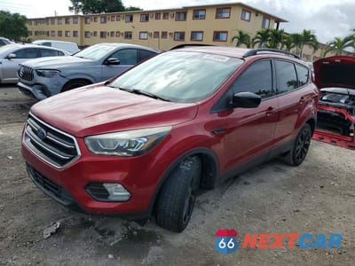 2019 FORD ESCAPE SE 1FMCU0GD2KUB07715 - główne zdjęcie licytacji z USA - miniatura