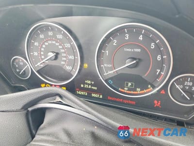 Zdjęcie 9 z 13 samochodu: 2018 BMW 330 XI VIN:WBA8K3C50JA483620 - miniatura