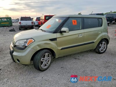 2010 KIA SOUL + KNDJT2A24A7066969 - główne zdjęcie licytacji z USA - miniatura