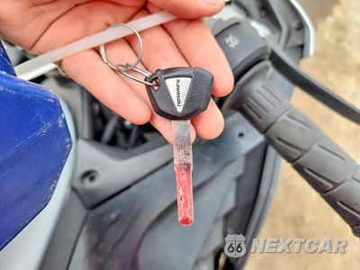Zdjęcie 8 z 9 samochodu: 2025 KAWASAKI ZX400 S VIN:ML5ZXCS19SDA39298 - miniatura