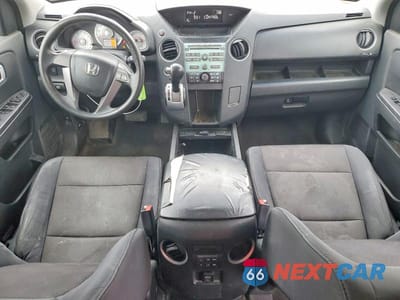 Zdjęcie 8 z 13 samochodu: 2010 HONDA PILOT LX VIN:5FNYF4H25AB007107 - miniatura