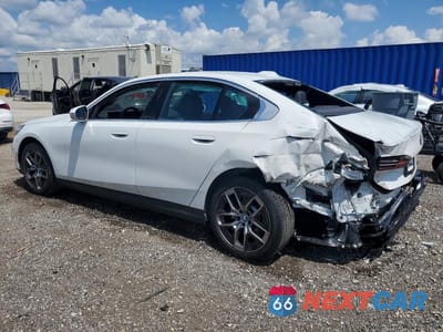 Drugie zdjęcie samochodu z przodu: 2026 BMW 530 I VIN:WBA43FJ06TCW26775 - miniatura