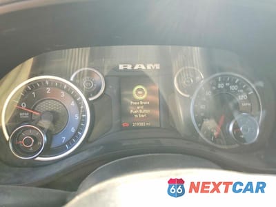 Zdjęcie 9 z 12 samochodu: 2020 RAM 1500 BIG HORN VIN:1C6RREFTXLN188682 - miniatura