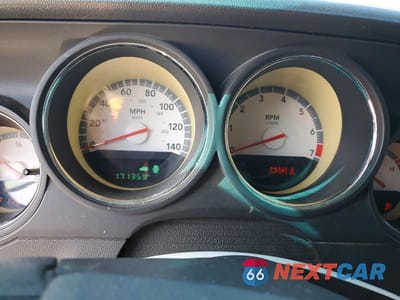 Zdjęcie 9 z 12 samochodu: 2010 DODGE CHALLENGER SE VIN:2B3CJ4DV0AH179341 - miniatura