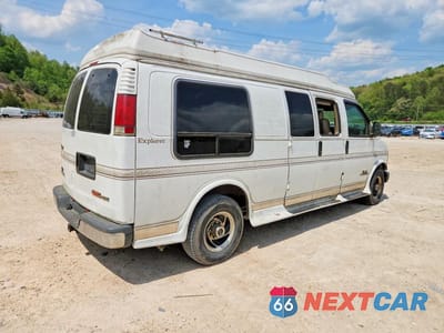Trzecie zdjęcie samochodu z tyłu: 1997 GMC SAVANA RV G3500 VIN:1GDHG39R9V1012646 - miniatura