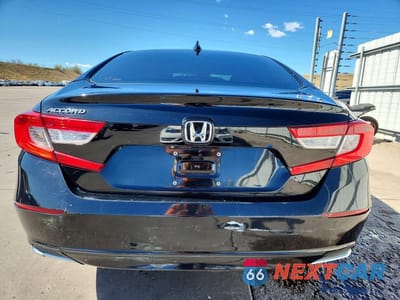 Zdjęcie 6 z 13 samochodu: 2018 HONDA ACCORD LX VIN:1HGCV1F10JA053329 - miniatura