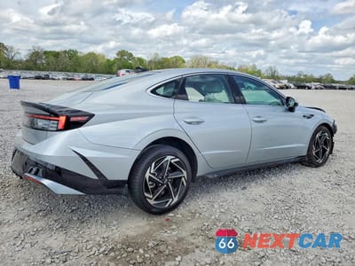 Trzecie zdjęcie samochodu z tyłu: 2025 HYUNDAI SONATA SEL CONVENIENCE VIN:KMHL14JA8SA429825 - miniatura