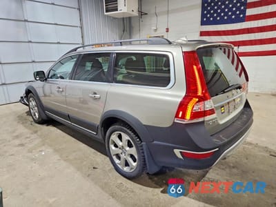 Drugie zdjęcie samochodu z przodu: 2015 VOLVO XC70 T6 PREMIER+ VIN:YV4902NC6F1194295 - miniatura