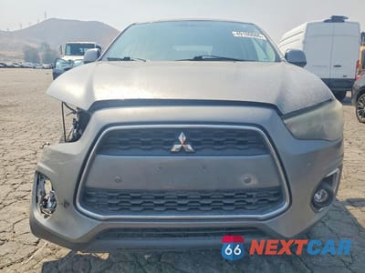 Piąte zdjęcie samochodu w środku: 2013 MITSUBISHI OUTLANDER SPORT SE VIN:4A4AP4AU9DE022900 - miniatura