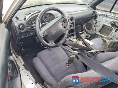 Zdjęcie 8 z 13 samochodu: 1992 MAZDA MX-5 MIATA VIN:JM1NA3517N0304522 - miniatura