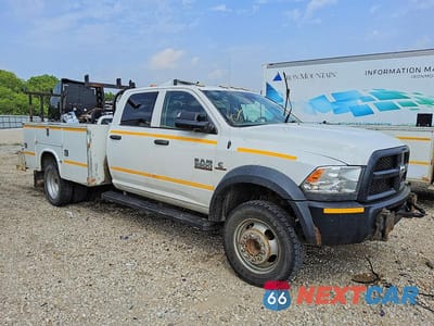 Czwarte zdjęcie samochodu z boku: 2017 RAM 5500 VIN:3C7WRNEL9HG676893 - miniatura