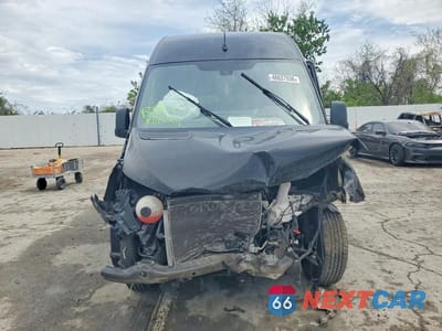 Piąte zdjęcie samochodu w środku: 2024 MERCEDES BENZ SPRINTER 2500 VIN:W1Z4KFHY9RP727142 - miniatura