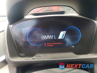 Zdjęcie 9 z 12 samochodu: 2014 BMW I8 VIN:WBY2Z2C52EVX64555 - miniatura