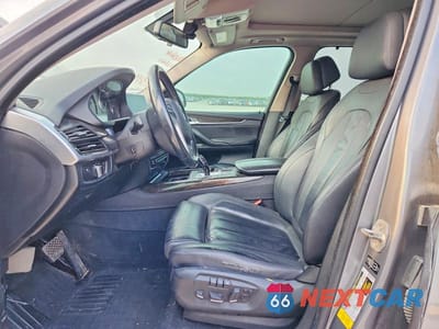Zdjęcie 7 z 14 samochodu: 2014 BMW X5 SDRIVE35I VIN:5UXKR2C51E0H32650 - miniatura