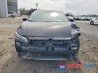 Piąte zdjęcie samochodu w środku: 2023 NISSAN SENTRA SV VIN:3N1AB8CV5PY281025 - miniatura