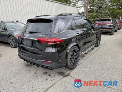 Czwarte zdjęcie samochodu z boku: 2021 MERCEDES-BENZ GLE 63 AMG 4MATIC VIN:4JGFB8KB1MA237786 - miniatura