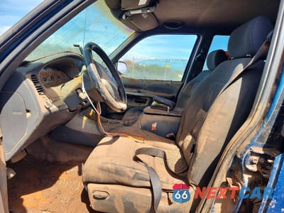 Zdjęcie 7 z 11 samochodu: 2001 FORD EXPLORER SPORT TRAC VIN:1FMZU67EX1UB91920 - miniatura