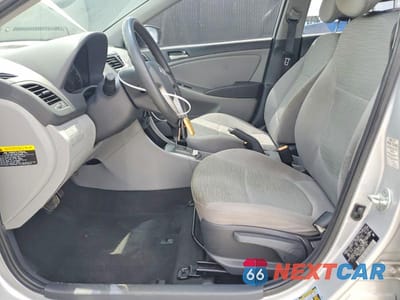 Zdjęcie 7 z 13 samochodu: 2016 HYUNDAI ACCENT SE VIN:KMHCT4AE6GU979821 - miniatura