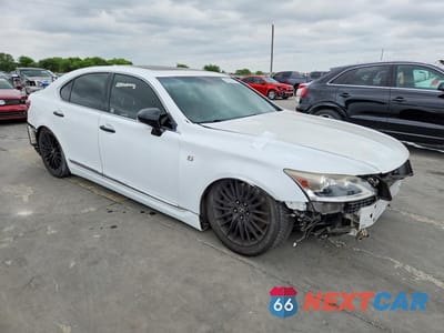 Czwarte zdjęcie samochodu z boku: 2015 LEXUS LS 460 VIN:JTHBL5EF5F5134197 - miniatura