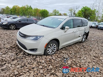 2017 CHRYSLER PACIFICA TOURING L 2C4RC1BG6HR739745 - główne zdjęcie licytacji z USA - miniatura