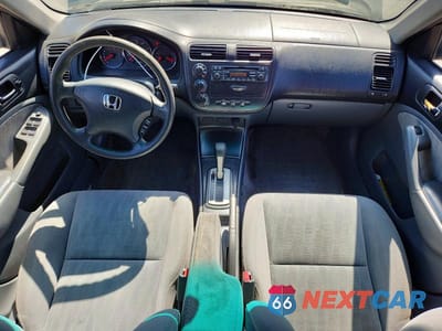 Zdjęcie 8 z 12 samochodu: 2003 HONDA CIVIC LX VIN:2HGES16583H616944 - miniatura