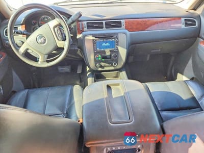 Zdjęcie 8 z 13 samochodu: 2010 GMC YUKON SLT VIN:1GKUKCE03AR254521 - miniatura