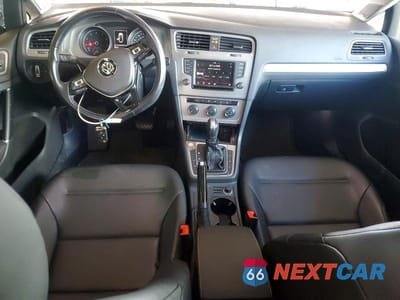 Zdjęcie 8 z 11 samochodu: 2016 VOLKSWAGEN GOLF S VIN:3VW217AU5GM043558 - miniatura