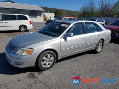 2002 TOYOTA AVALON XL 4T1BF28B32U228400 - główne zdjęcie licytacji z USA - miniatura