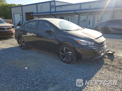 Czwarte zdjęcie samochodu z boku: 2025 NISSAN VERSA SR VIN:3N1CN8FV8SL879143 - miniatura