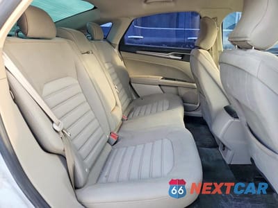 Zdjęcie 10 z 12 samochodu: 2017 FORD FUSION SE VIN:3FA6P0H7XHR397810 - miniatura