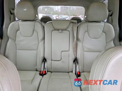 Zdjęcie 10 z 13 samochodu: 2016 VOLVO XC90 T6 VIN:YV4A22PL4G1016097 - miniatura