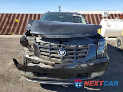 Piąte zdjęcie samochodu w środku: 2008 CADILLAC ESCALADE ESV VIN:1GYFK66858R227075 - miniatura