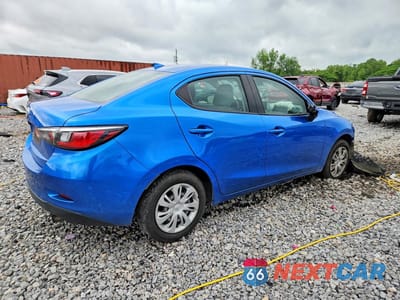 Trzecie zdjęcie samochodu z tyłu: 2019 TOYOTA YARIS L VIN:3MYDLBYV9KY523953 - miniatura