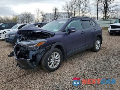 2023 TOYOTA COROLLA CROSS LE 7MUBAABG2PV052085 - główne zdjęcie licytacji z USA - miniatura