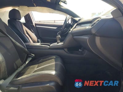 Zdjęcie 7 z 12 samochodu: 2020 HONDA CIVIC SPORT VIN:19XFC2F86LE202699 - miniatura