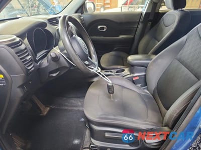 Zdjęcie 7 z 11 samochodu: 2016 KIA SOUL BASE VIN:KNDJN2A20G7240748 - miniatura