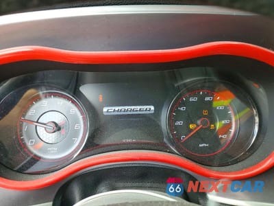 Zdjęcie 9 z 12 samochodu: 2019 DODGE CHARGER VIN:2C3CDXBG9KH522648 - miniatura