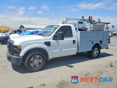 2008 FORD F350 SUPER DUTY UTILITY / SERVICE TRUCK 1FTWF30528EA29441 - główne zdjęcie licytacji z USA - miniatura