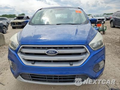 Piąte zdjęcie samochodu w środku: 2017 FORD ESCAPE SE VIN:1FMCU9G90HUD10966 - miniatura