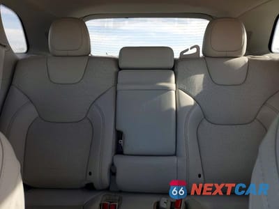 Zdjęcie 10 z 13 samochodu: 2019 JEEP CHEROKEE LIMITED VIN:1C4PJLDB7KD373198 - miniatura