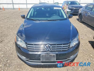 Piąte zdjęcie samochodu w środku: 2015 VOLKSWAGEN PASSAT SEL VIN:1VWCS7A39FC056418 - miniatura